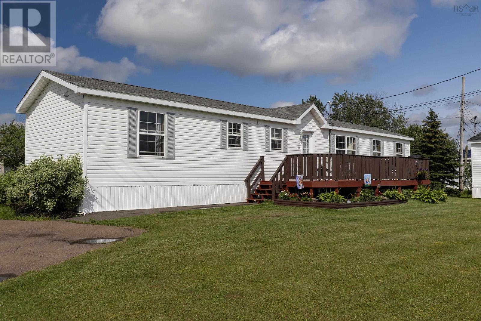 39 Rosewood Drive - 4