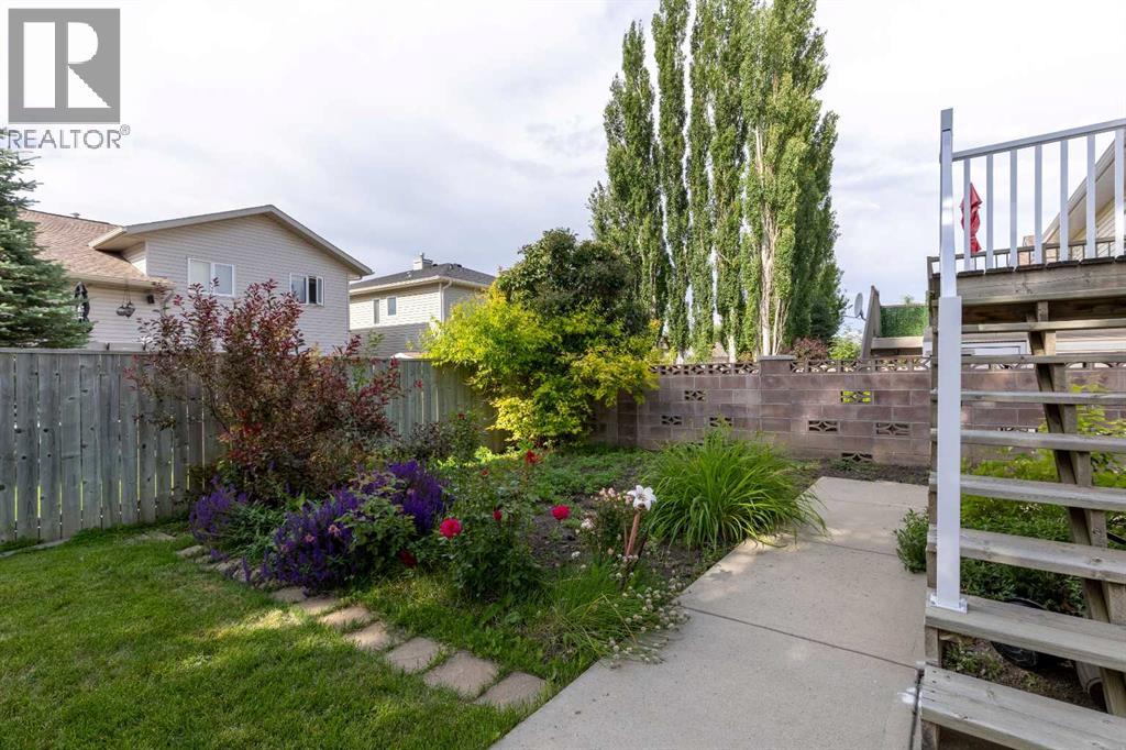 187 Cougar Way N - 32