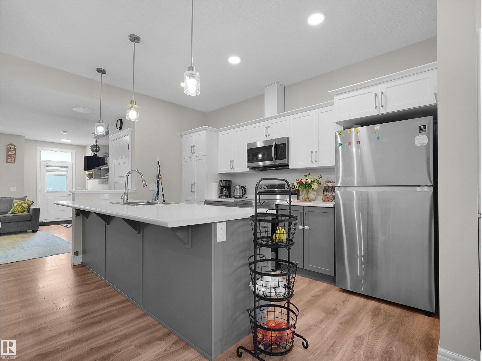 #30 4137 76 ST NW - 21