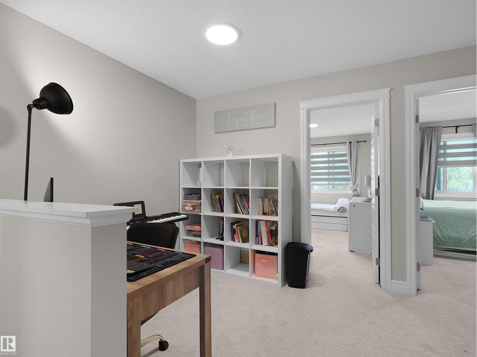 #30 4137 76 ST NW - 27