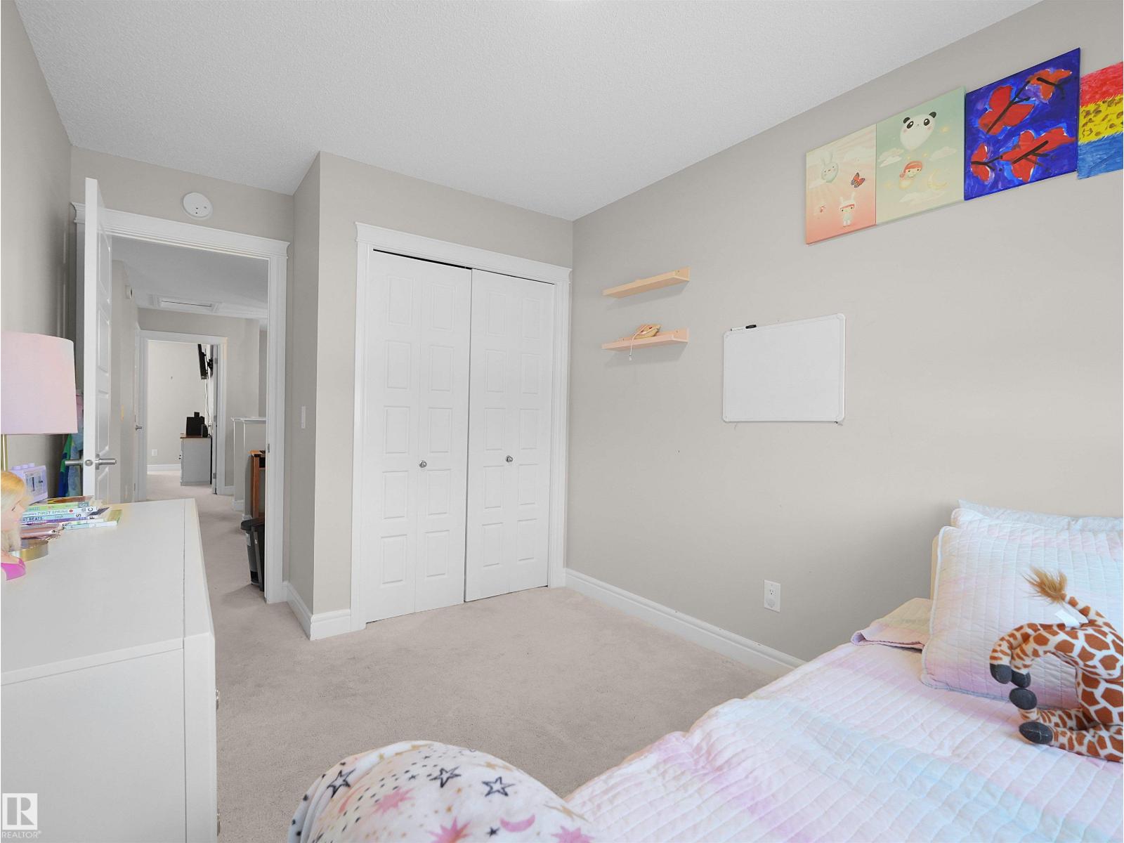 #30 4137 76 ST NW - 30