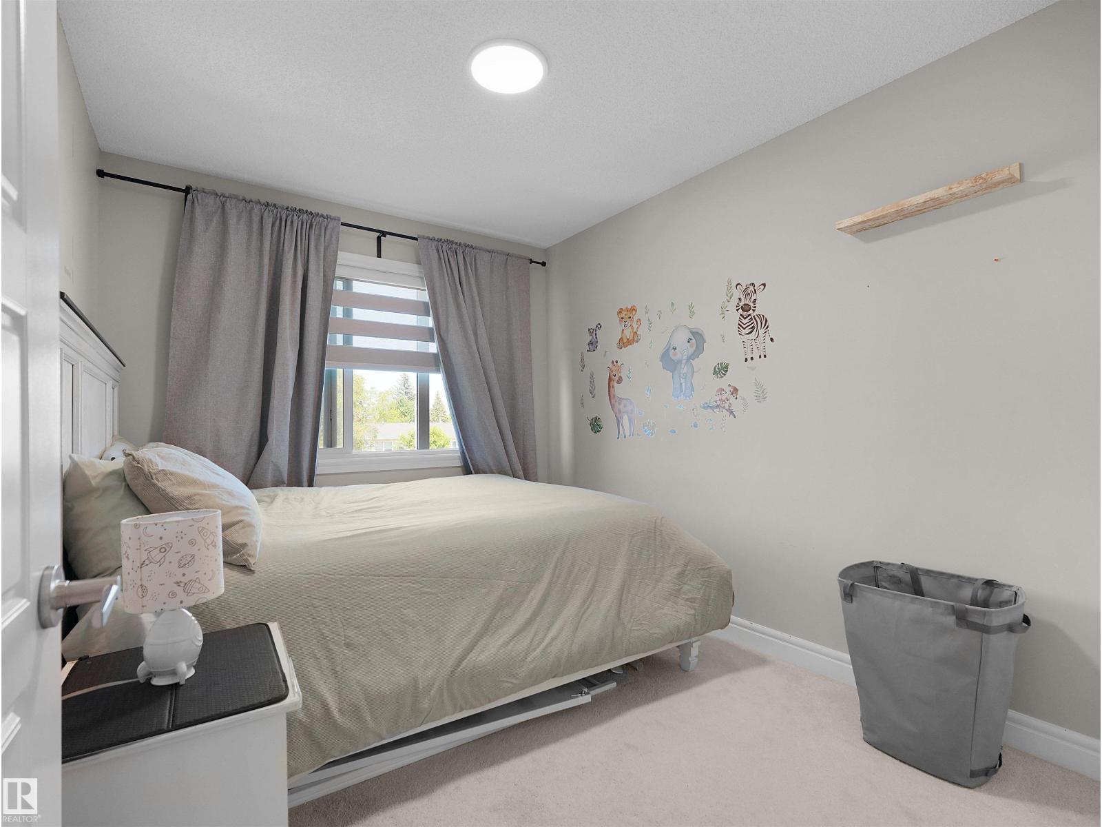 #30 4137 76 ST NW - 31