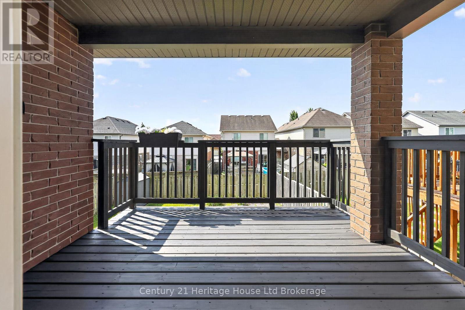 734 FRONTENAC CRESCENT - 33