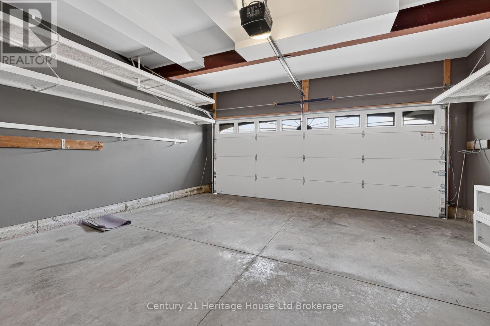 734 FRONTENAC CRESCENT - 46