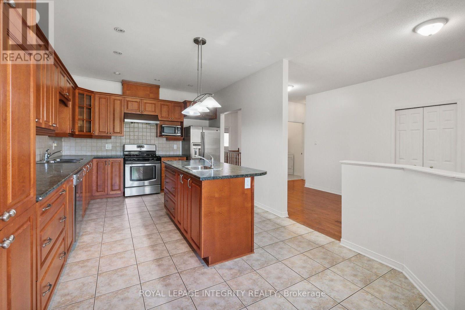 1 MOE ROBILLARD STREET - 11