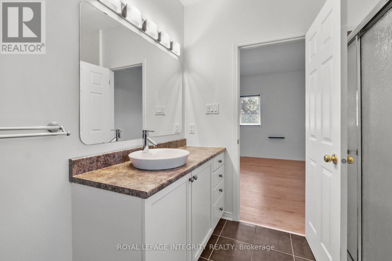 1 MOE ROBILLARD STREET - 32