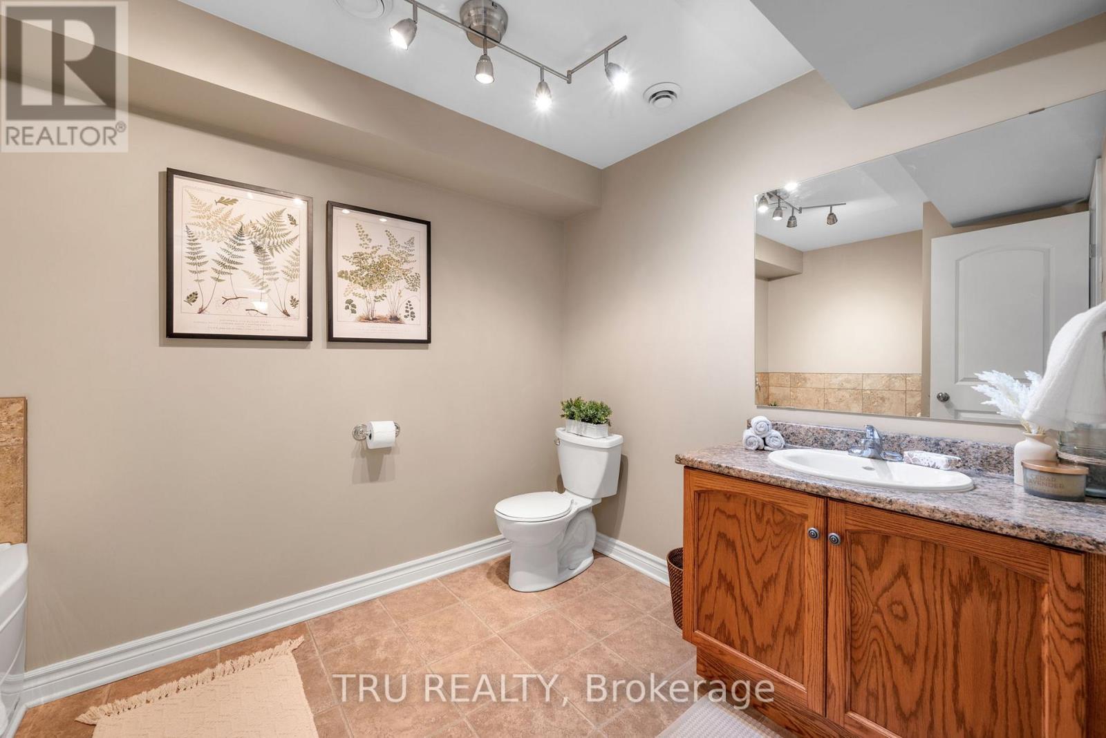 76 JOHANNA STREET - 26