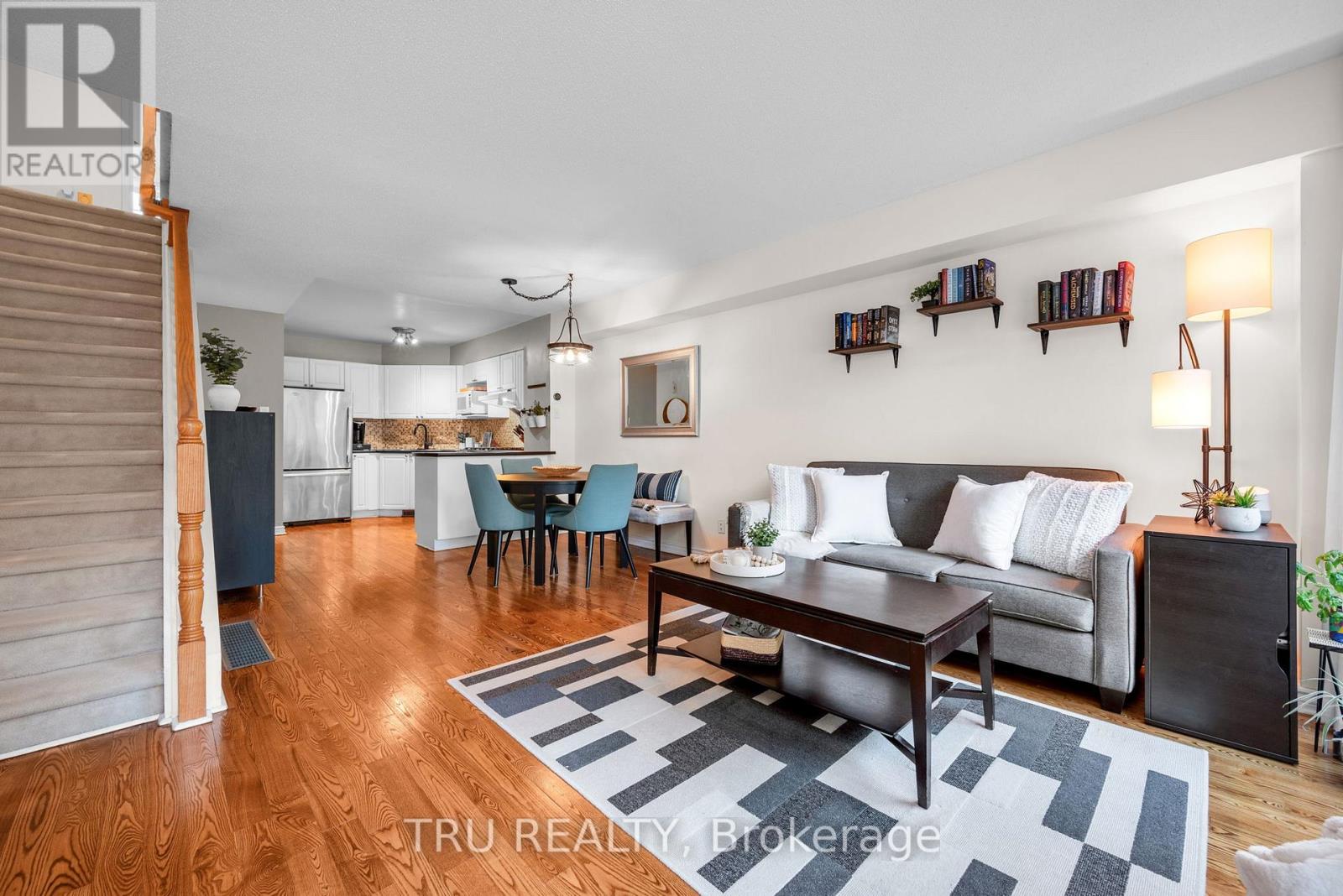 27 CELEBRATION STREET - 18