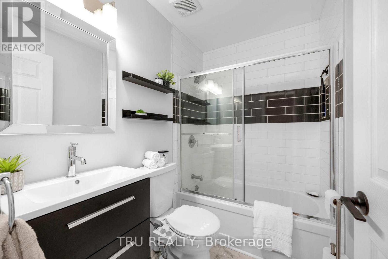 27 CELEBRATION STREET - 31
