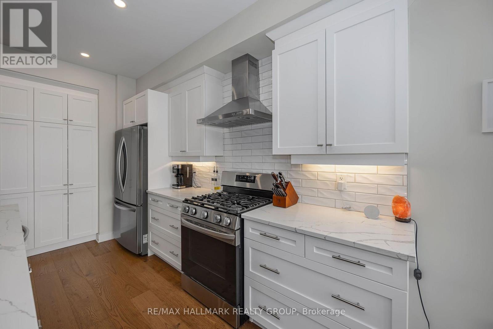 208 BIG DIPPER STREET E, Ottawa. Luxury613. By Peter Sagos - Image 10