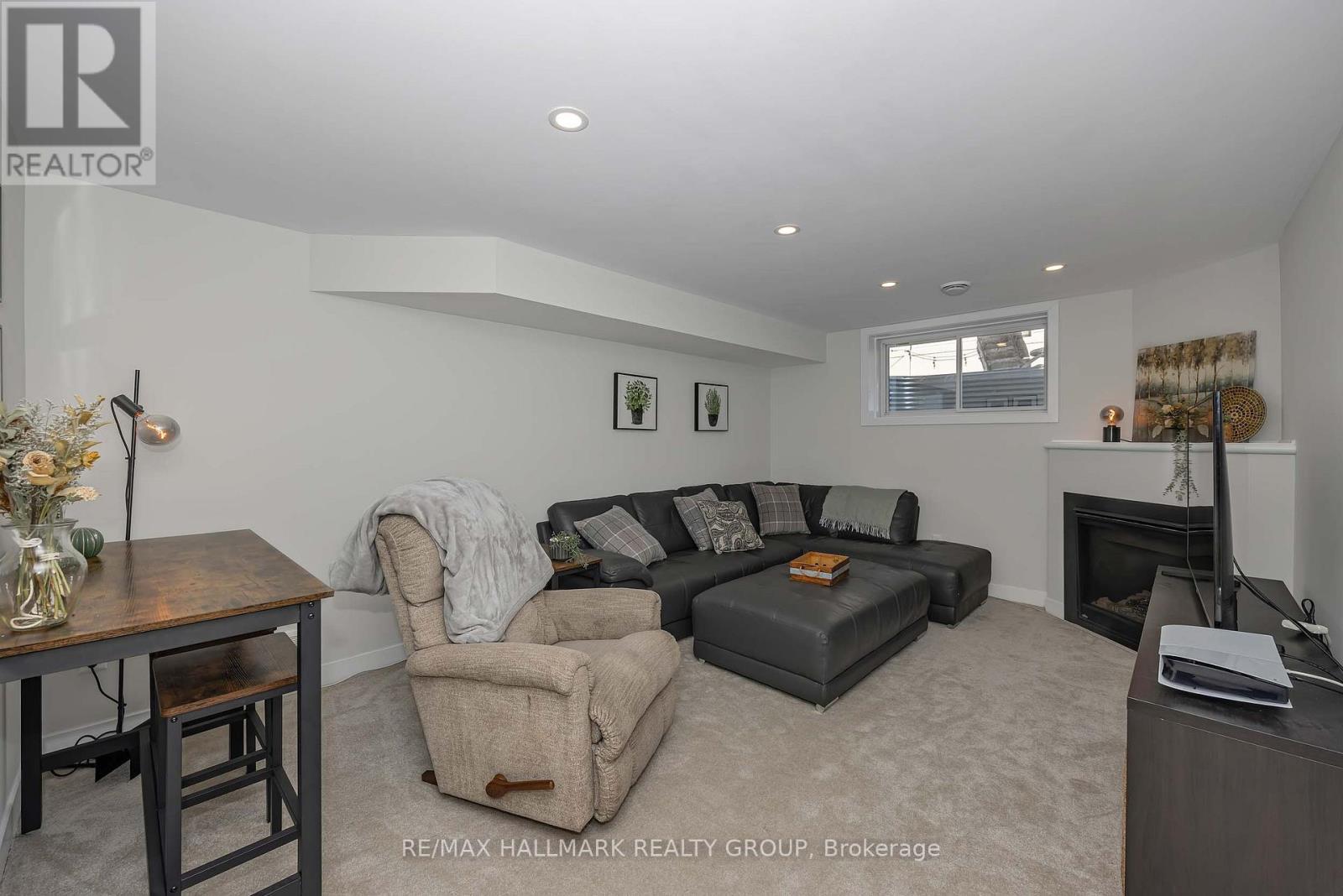 208 BIG DIPPER STREET E, Ottawa. Luxury613. By Peter Sagos - Image 32