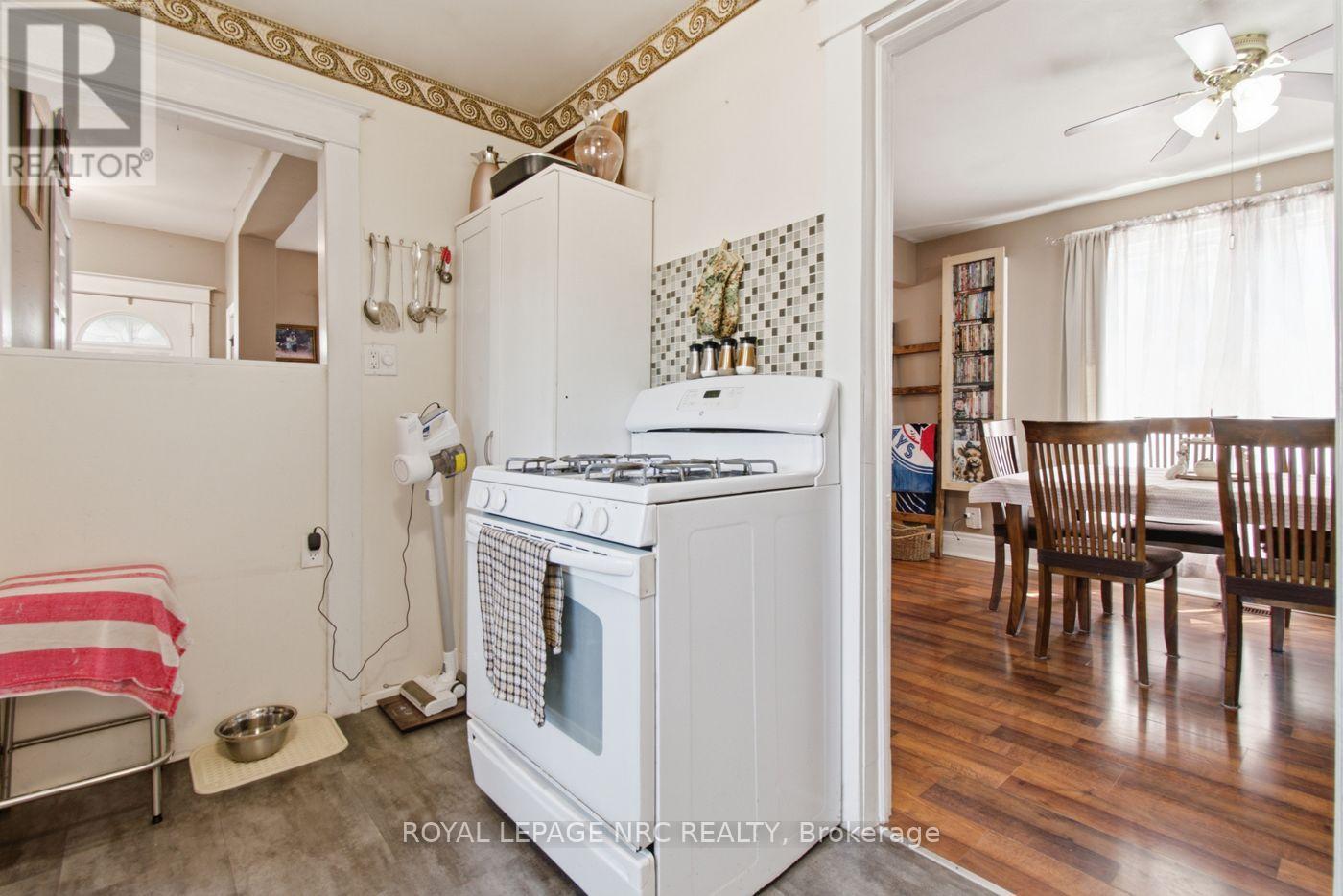 267 KILLALY STREET E - 14