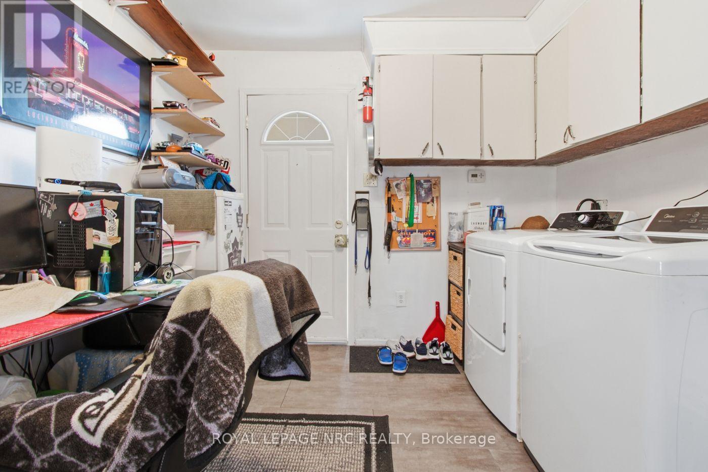 267 KILLALY STREET E - 18