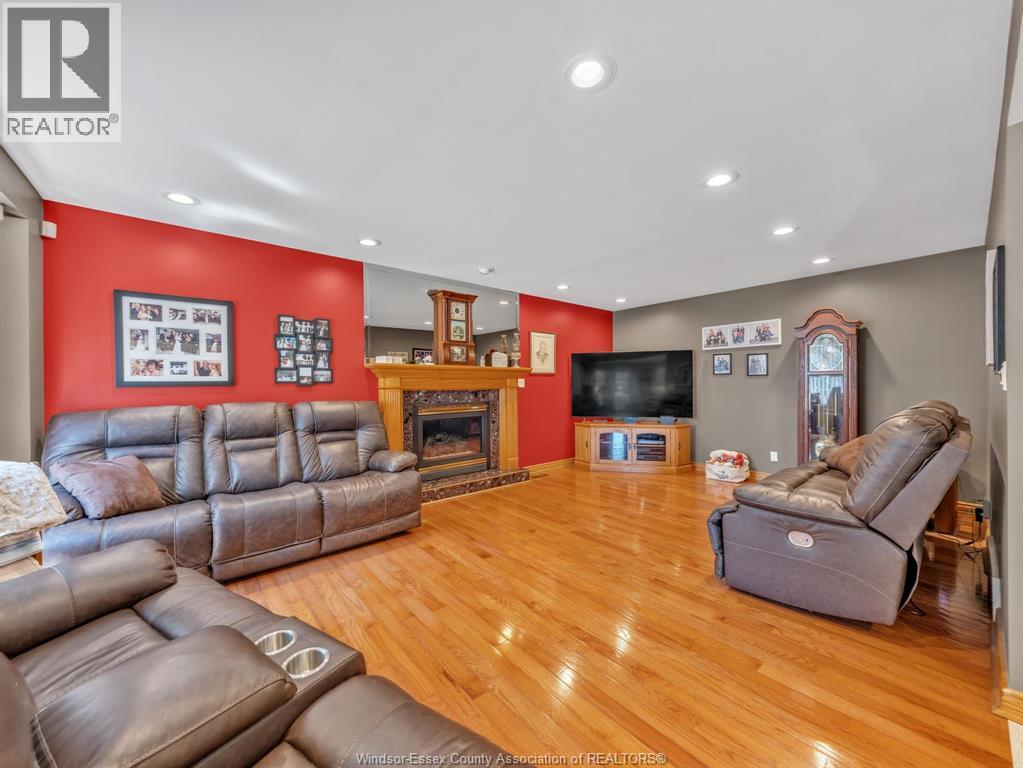 130 Pheasant Run DRIVE - 14