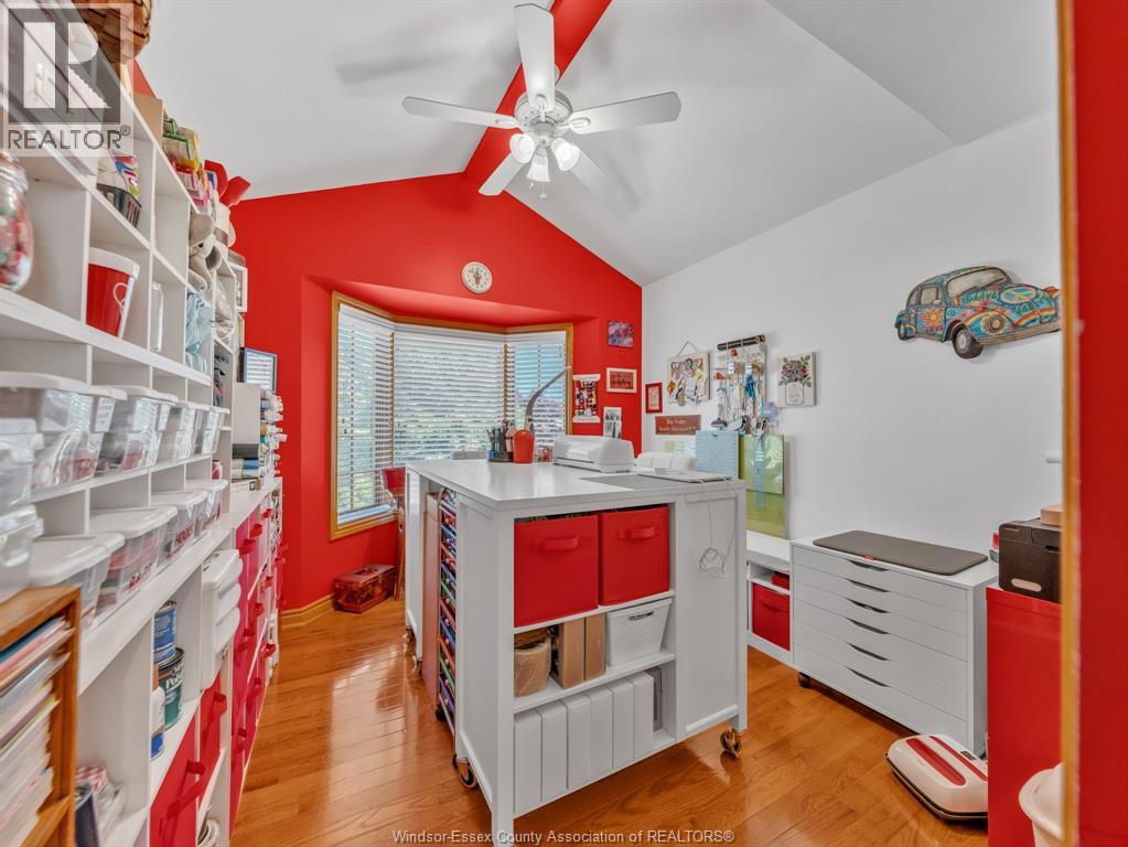 130 Pheasant Run DRIVE - 20