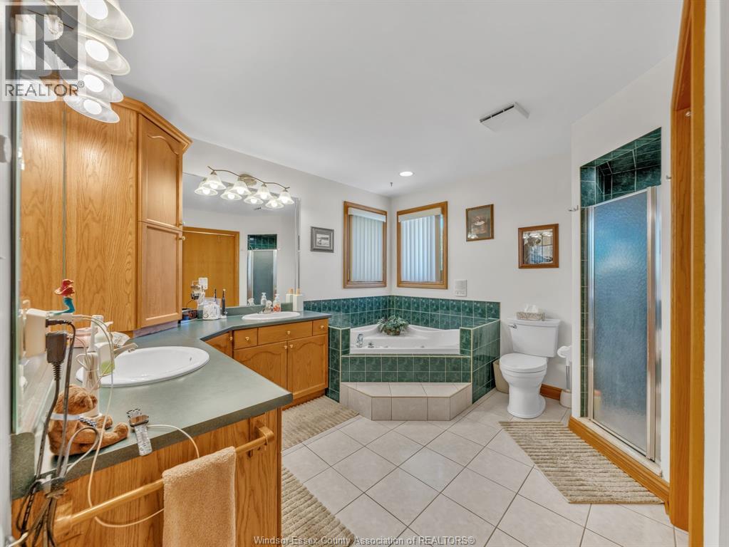 130 Pheasant Run DRIVE - 24