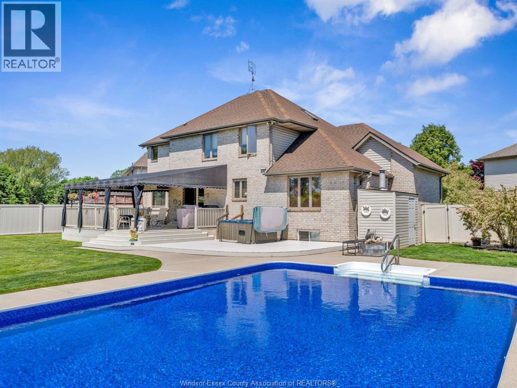 130 Pheasant Run DRIVE - 43