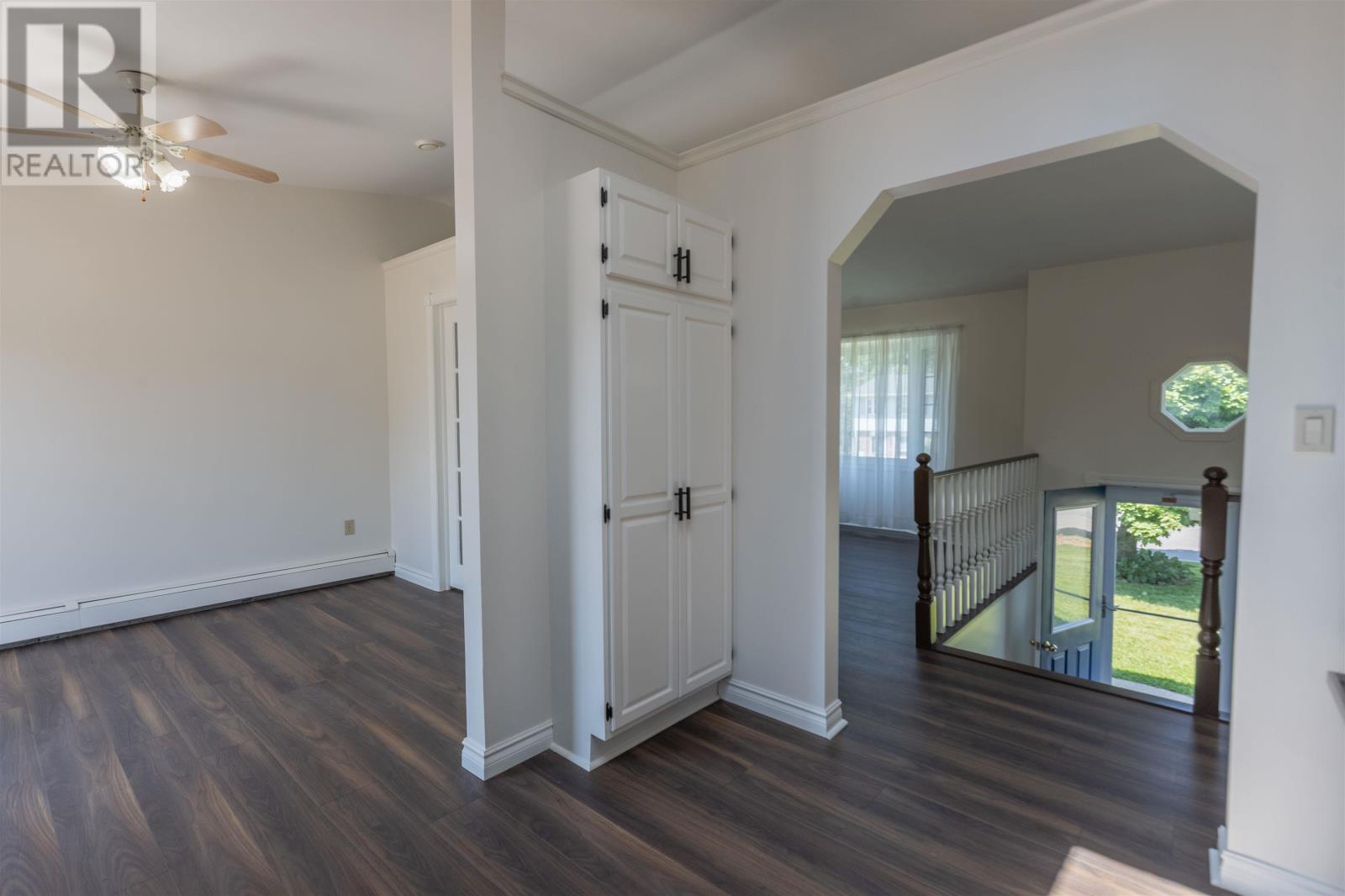 124 Westridge Crescent - 11