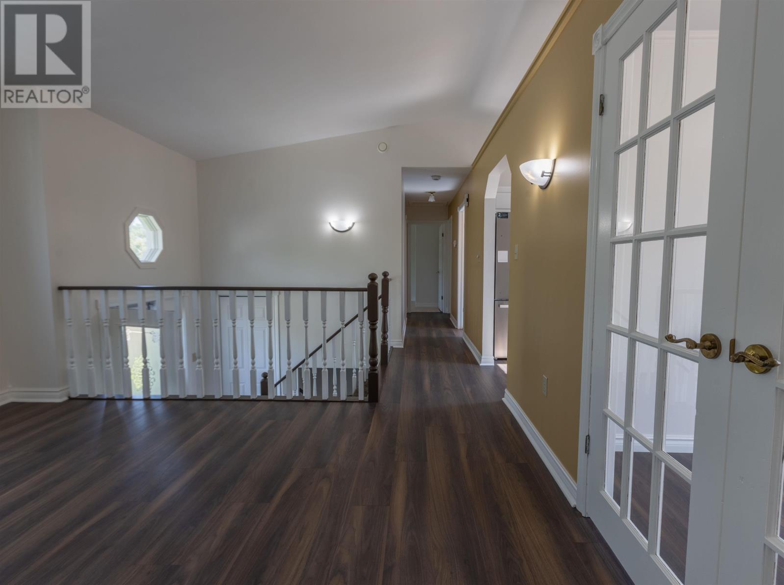 124 Westridge Crescent - 16
