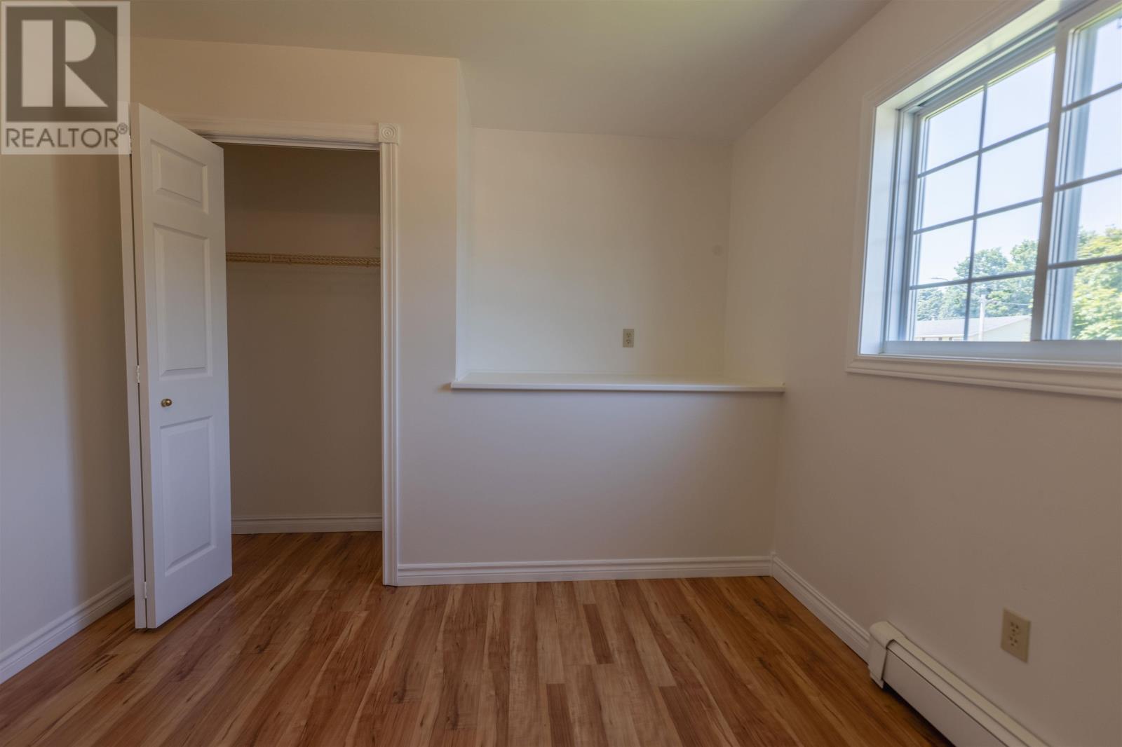 124 Westridge Crescent - 25