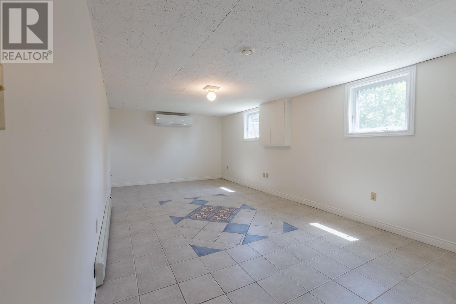 124 Westridge Crescent - 33