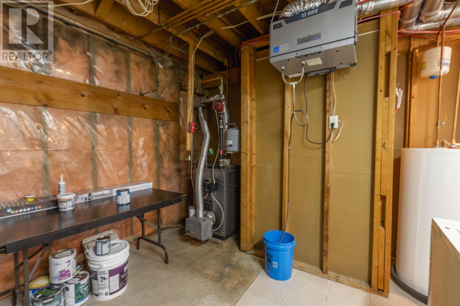 124 Westridge Crescent - 41