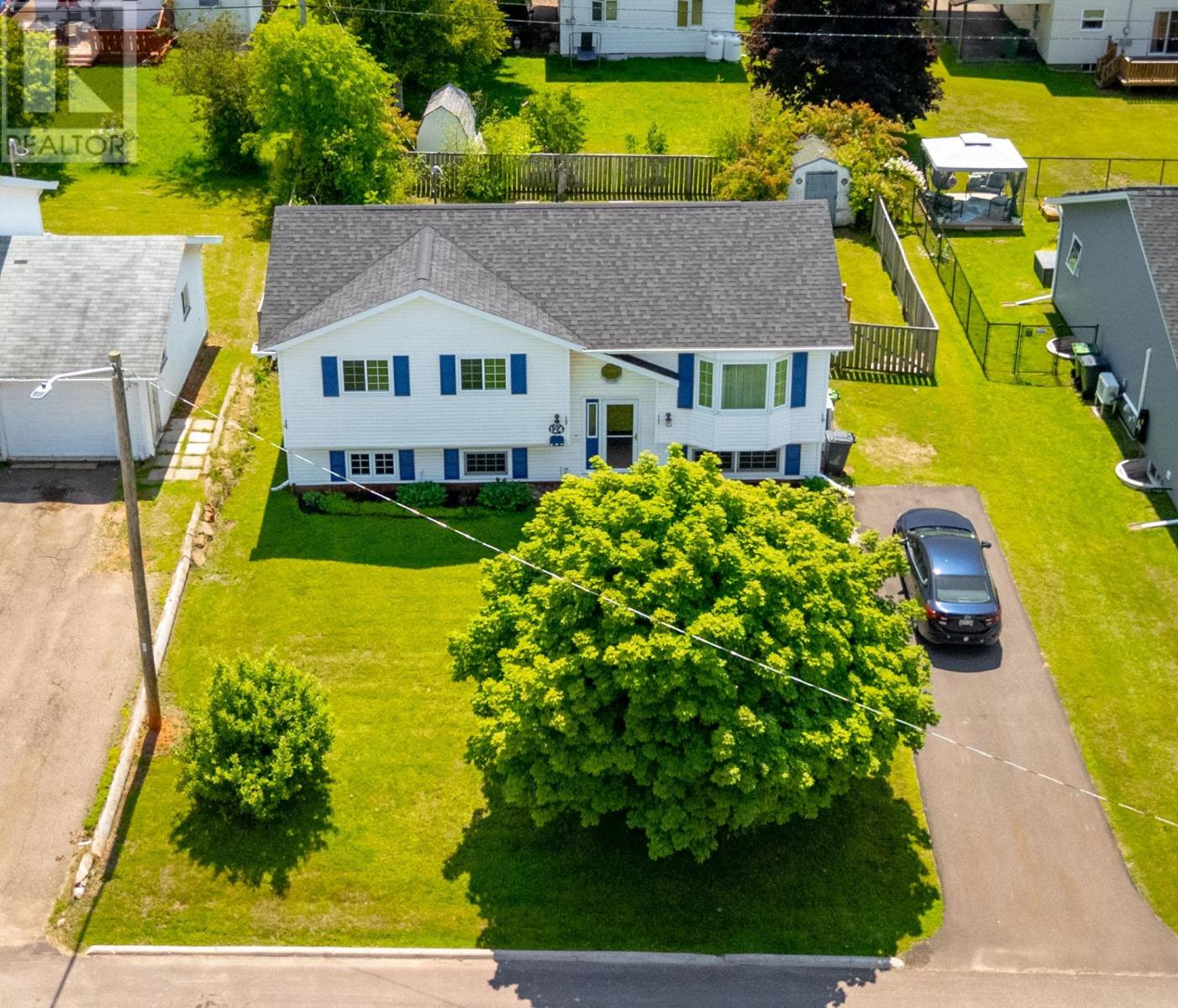 124 Westridge Crescent - 47