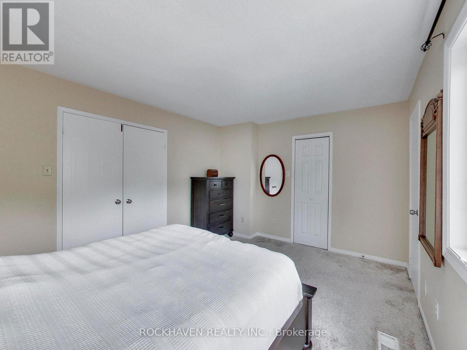 32 MAPLE AVENUE - 23