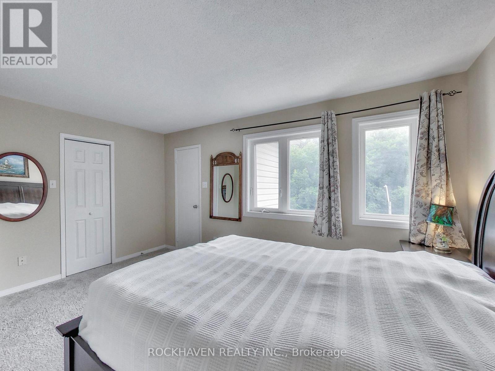 32 MAPLE AVENUE - 21