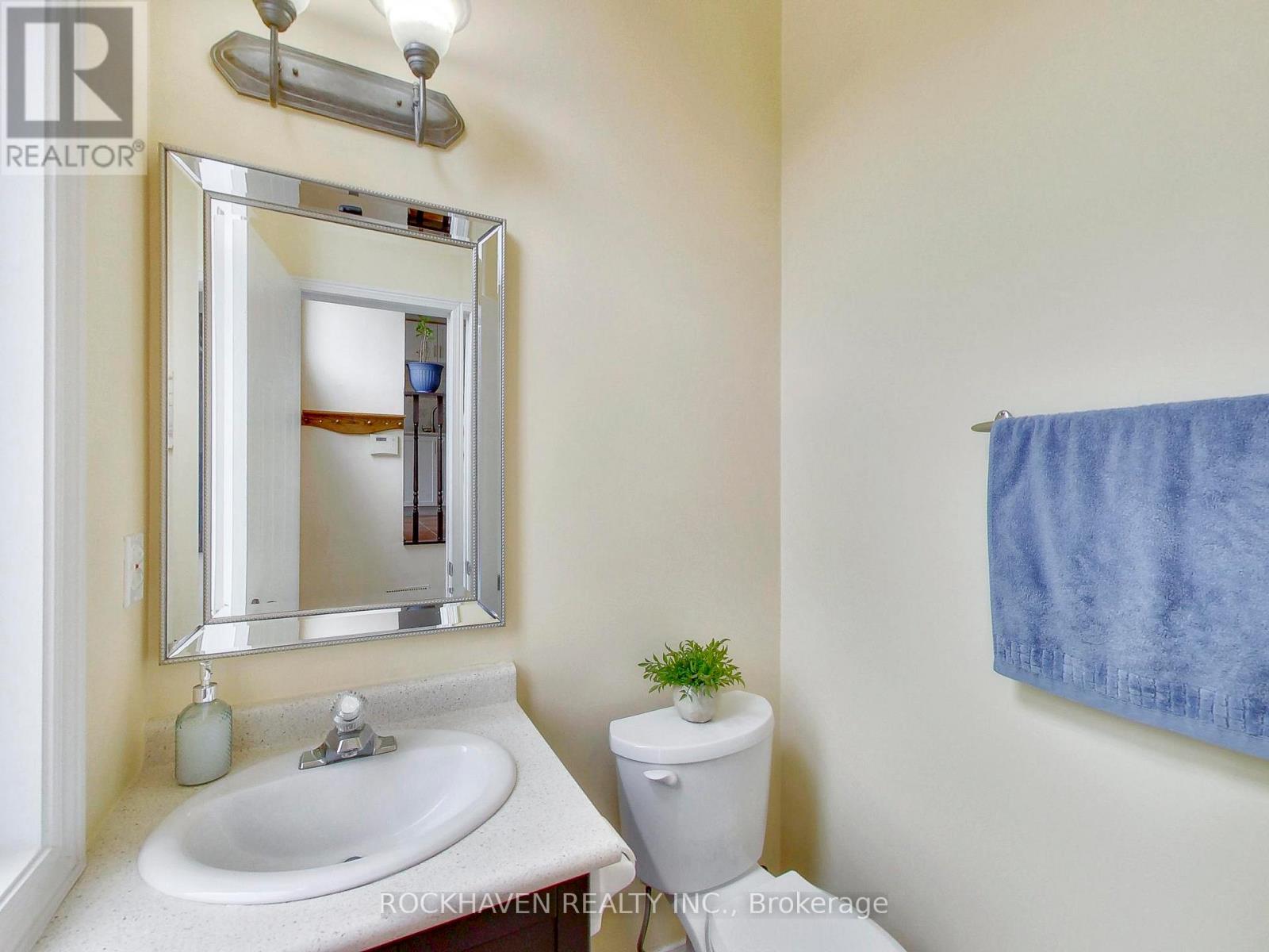 32 MAPLE AVENUE - 19
