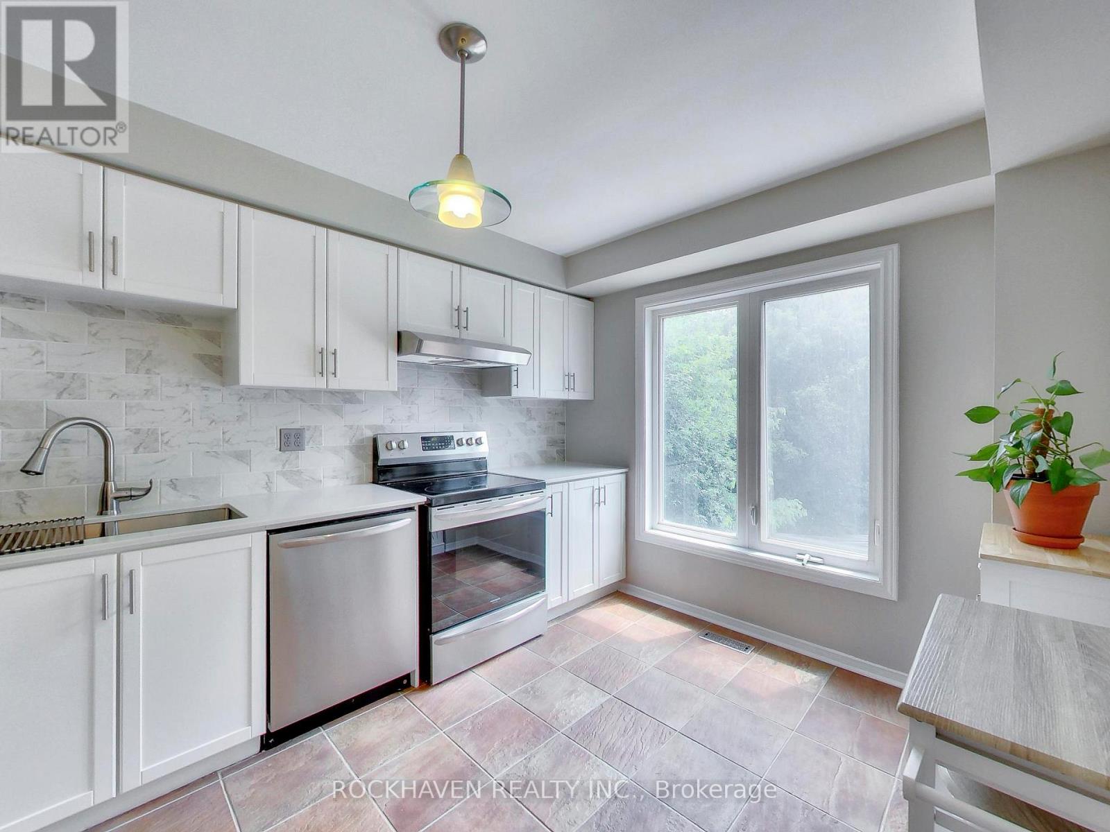 32 MAPLE AVENUE - 16