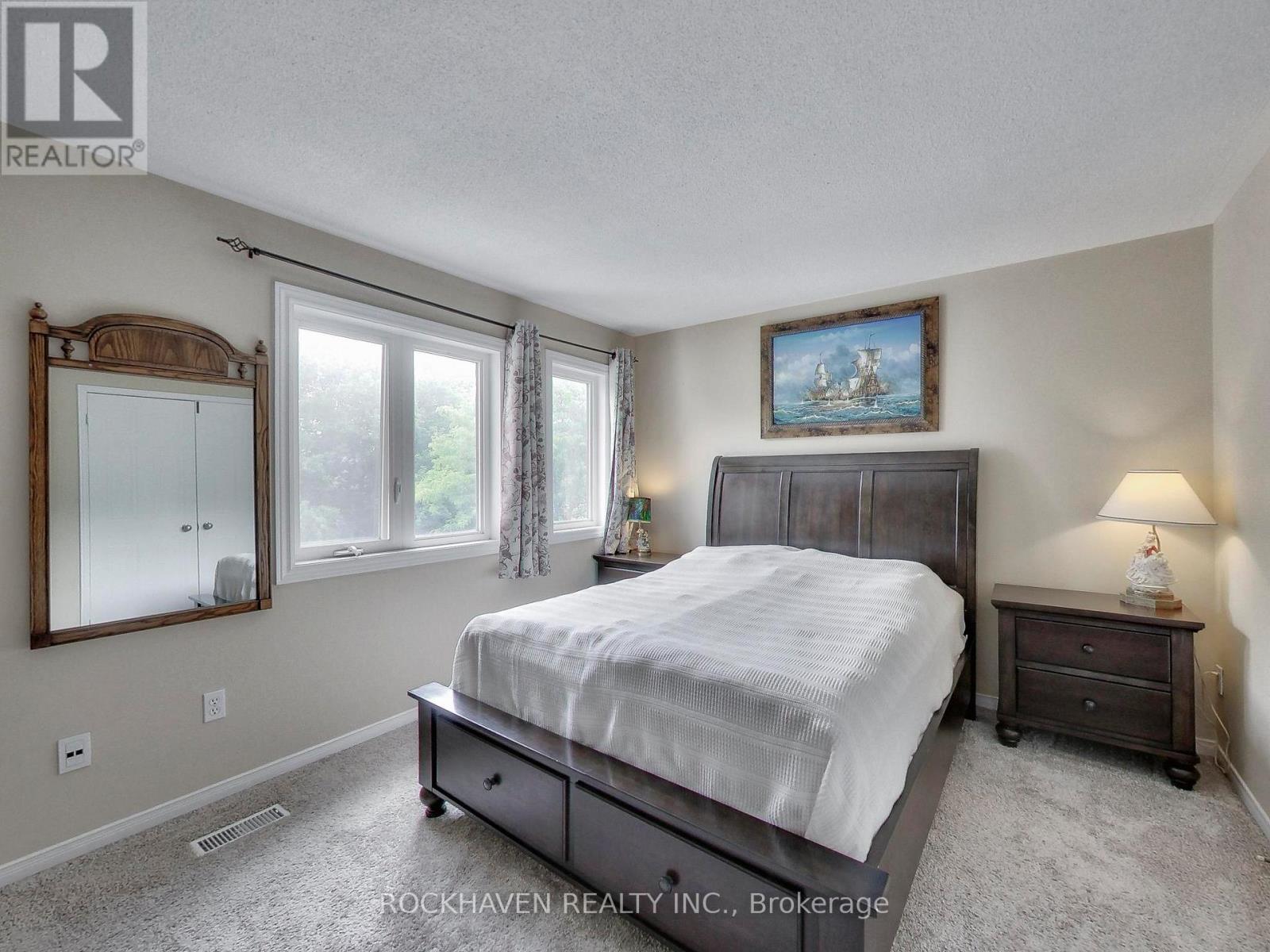 32 MAPLE AVENUE - 20