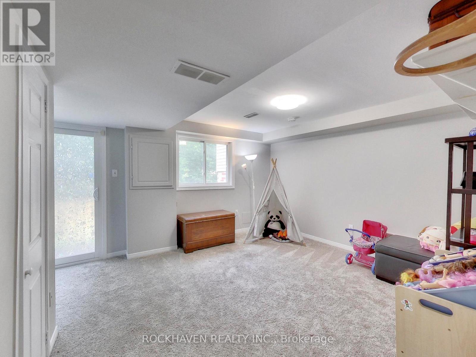32 MAPLE AVENUE - 35