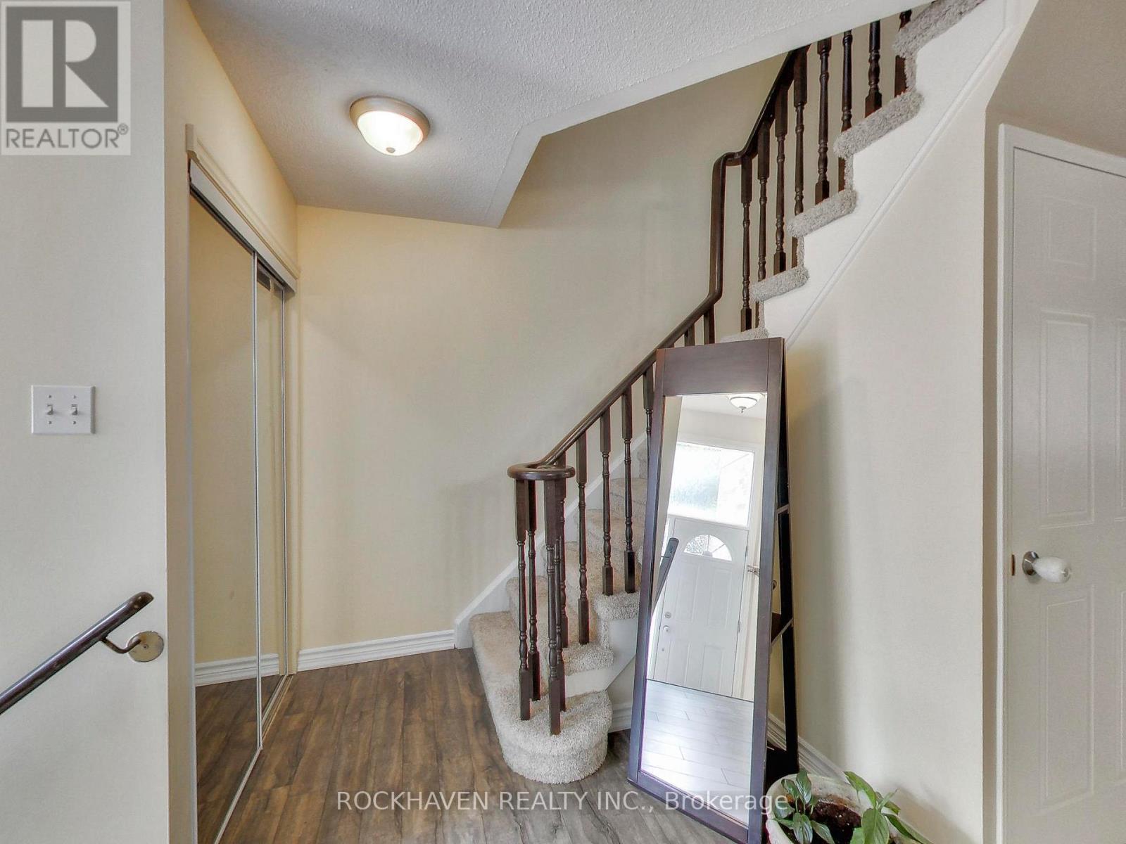 32 MAPLE AVENUE - 8