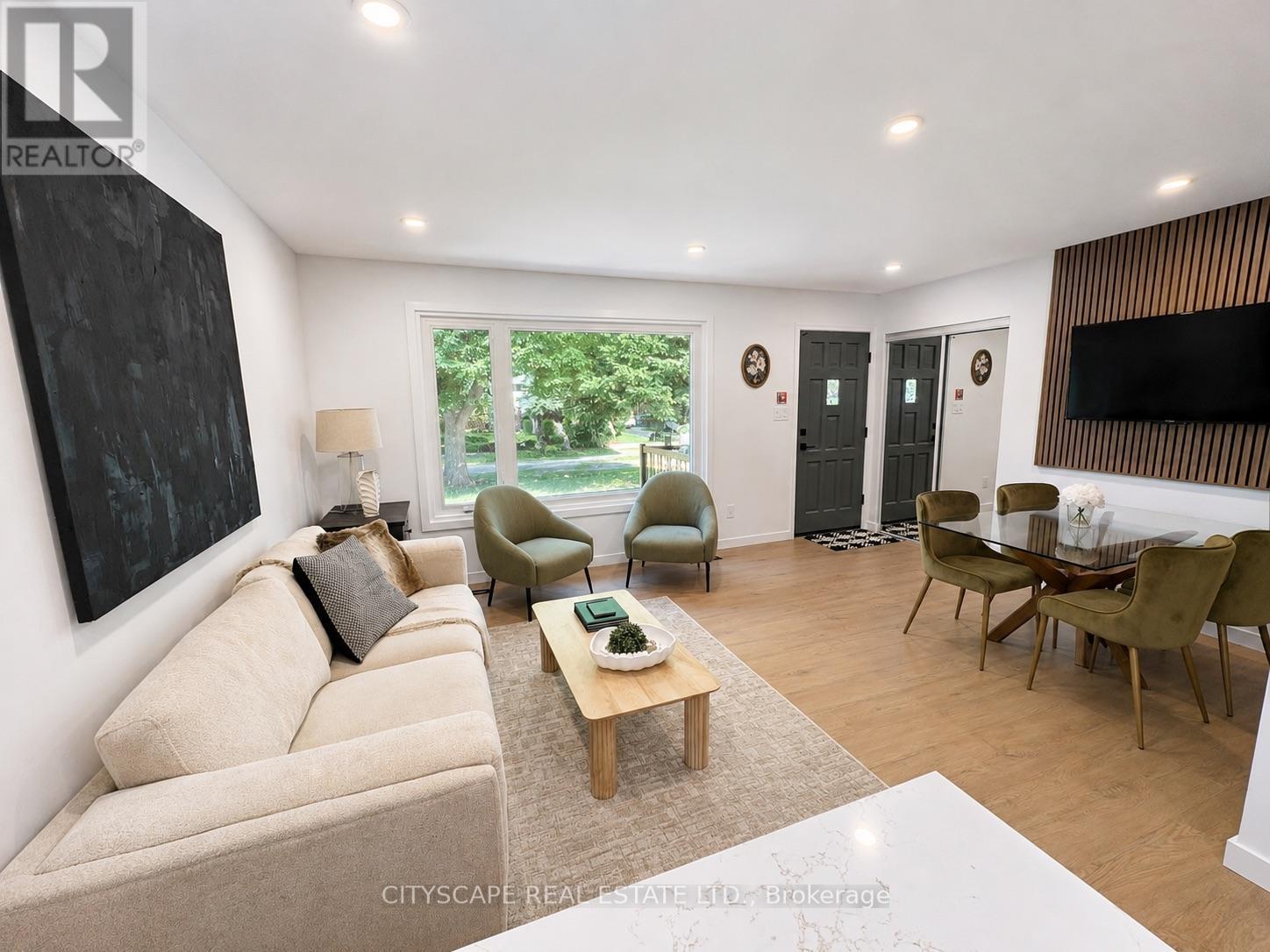 39 CAROUSEL AVENUE - 2
