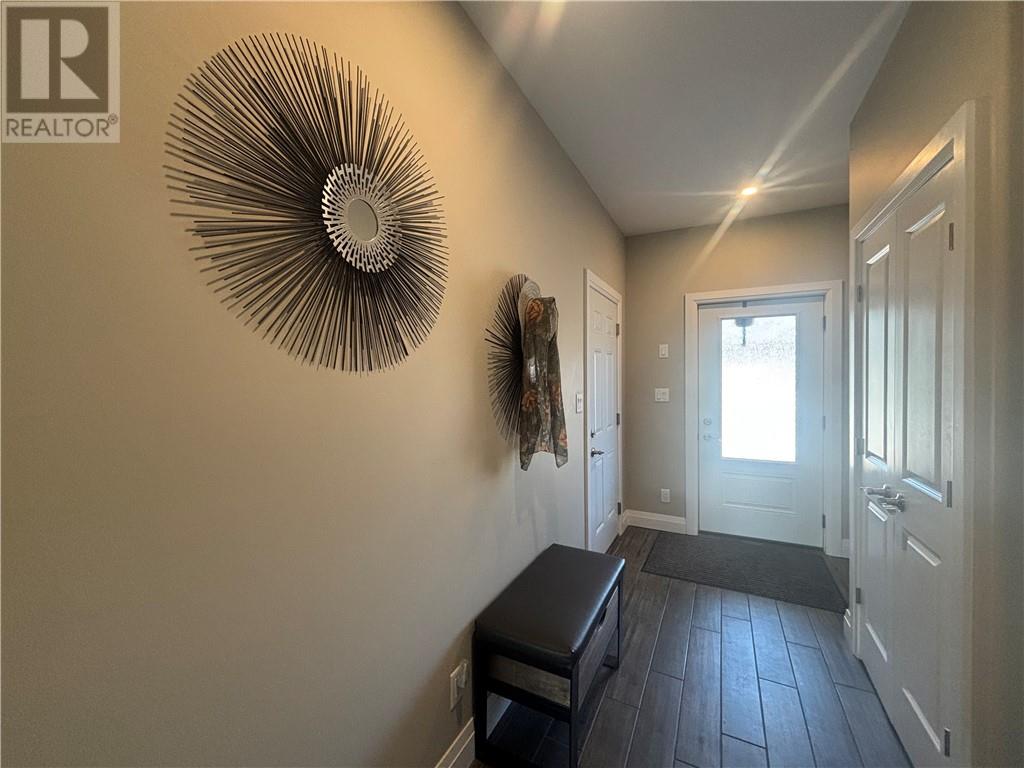 2512 Parkview Drive Unit# E16 - 6