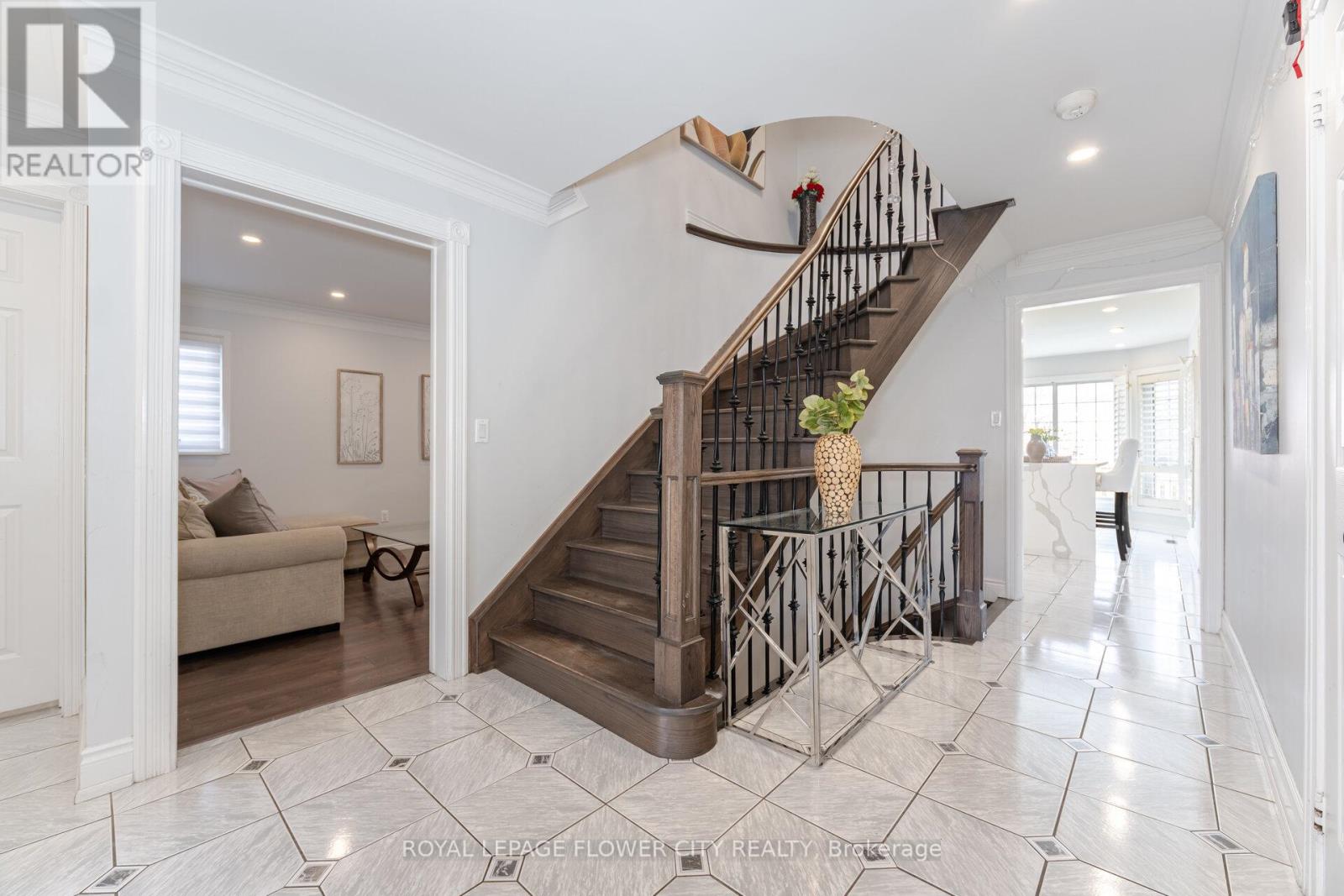47 BURGBY AVENUE - 26
