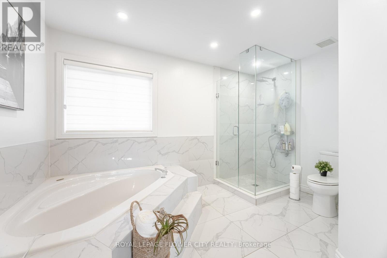 47 BURGBY AVENUE - 32