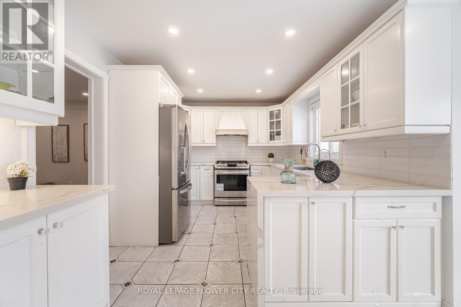 47 BURGBY AVENUE - 6