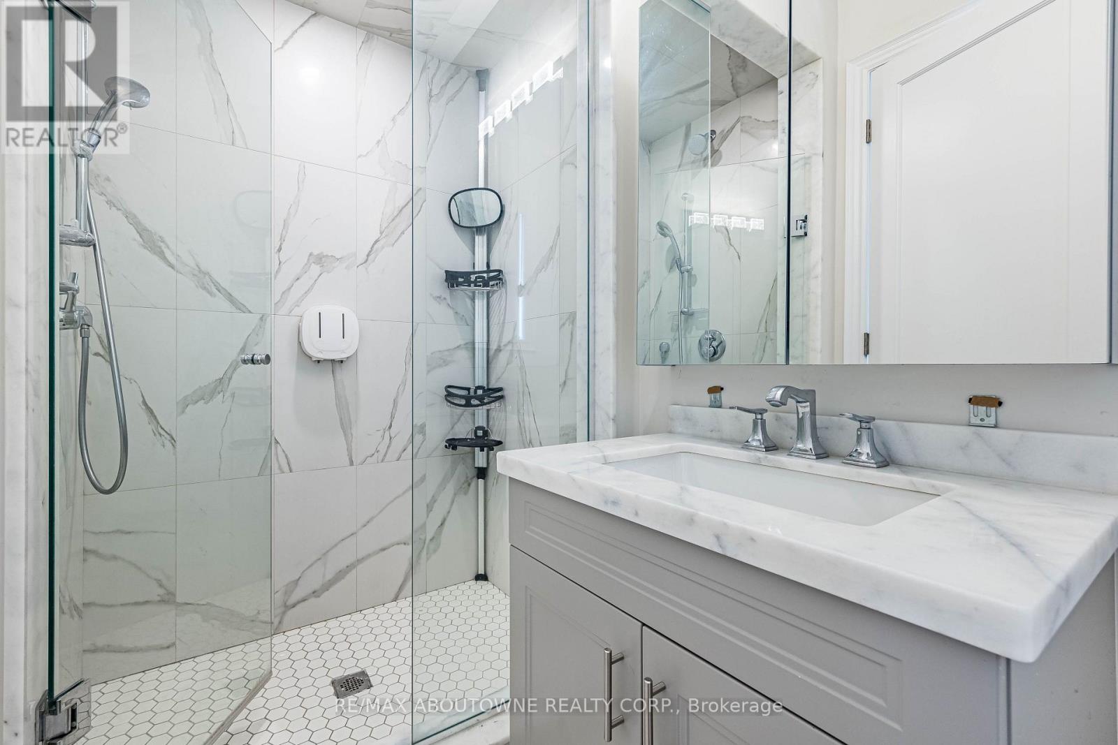 1217 IRONBRIDGE ROAD - 34