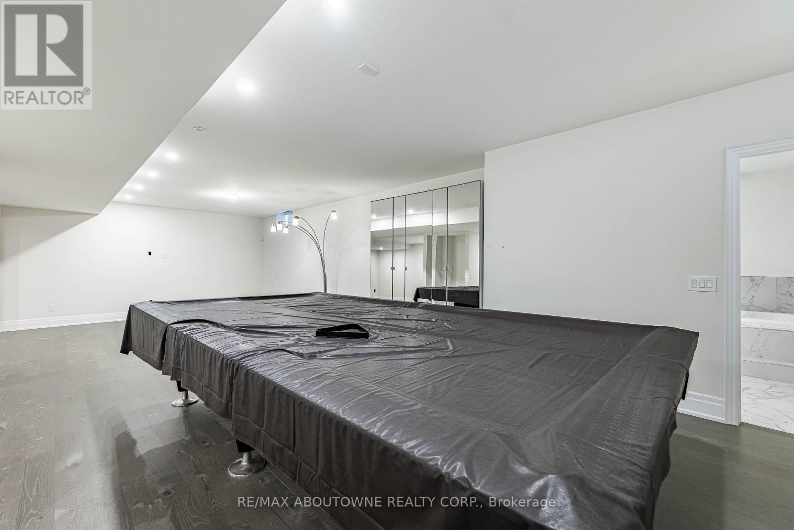 1217 IRONBRIDGE ROAD - 39