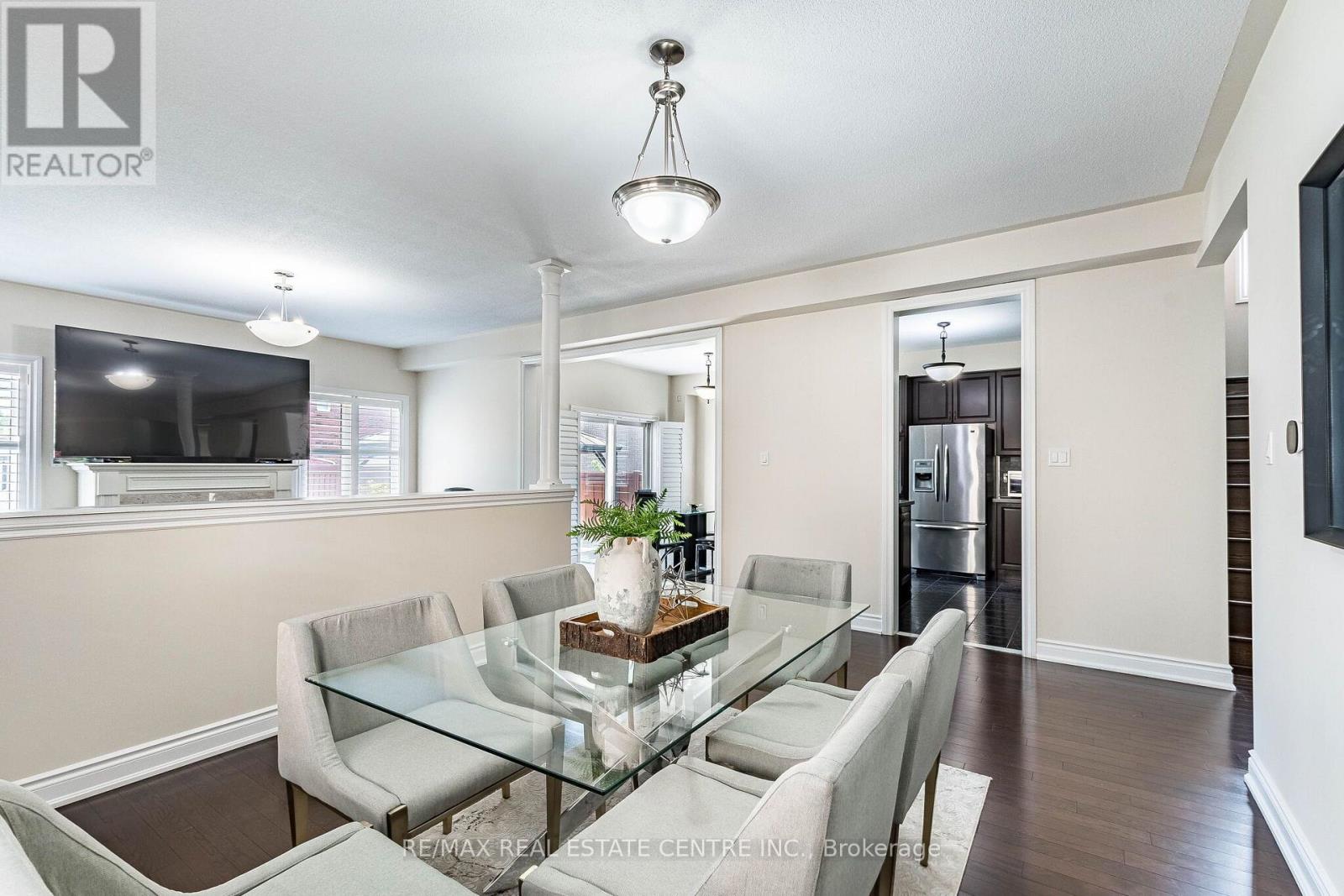 22 RED ASH COURT - 10