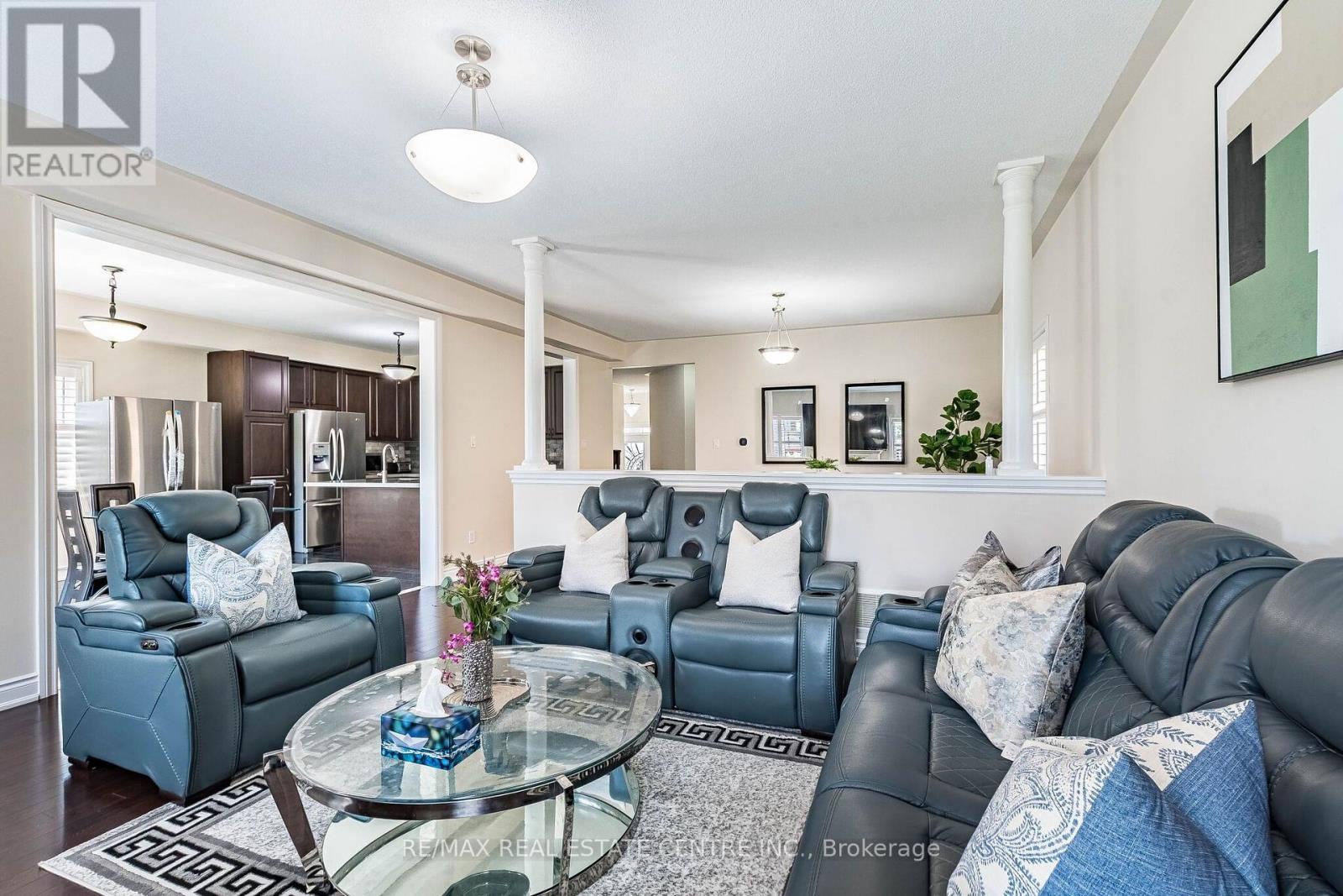 22 RED ASH COURT - 11