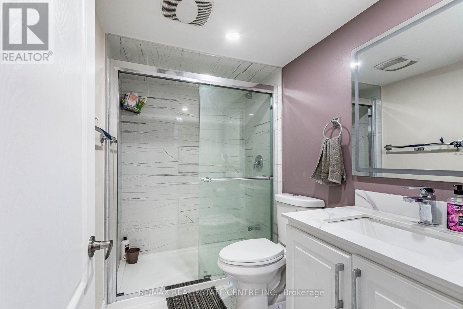 22 RED ASH COURT - 46