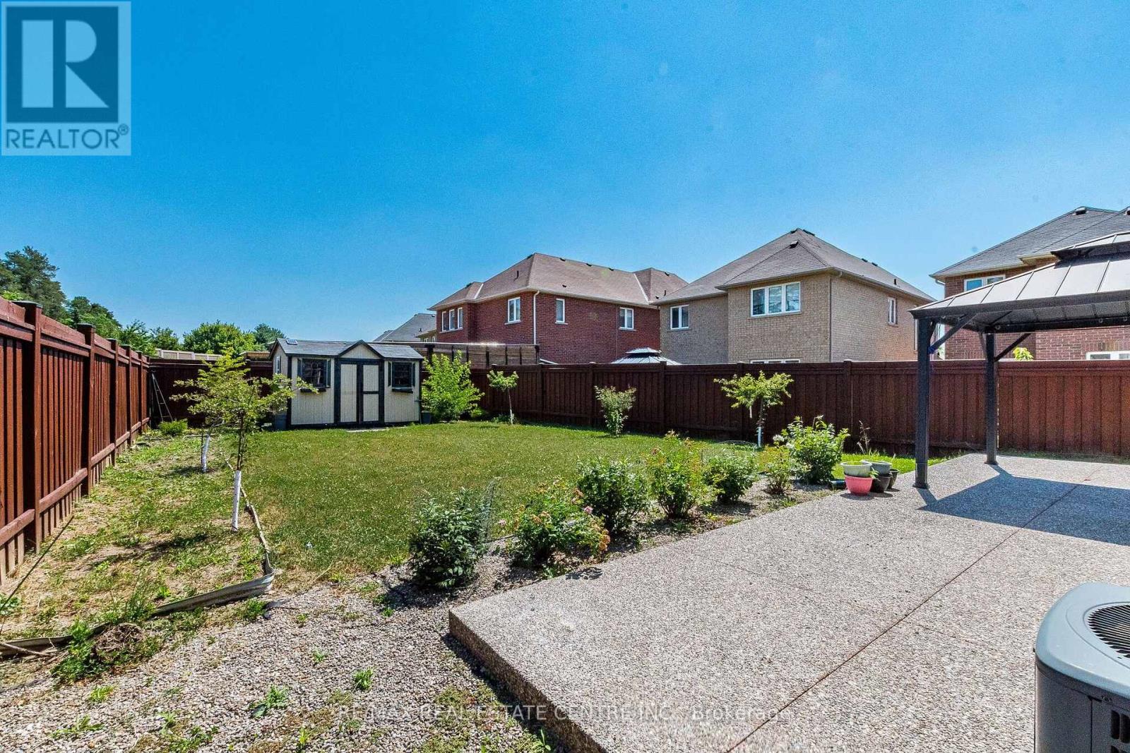 22 RED ASH COURT - 49