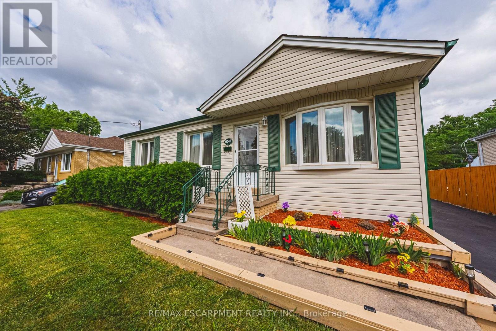 2345 GIBBON STREET - 2