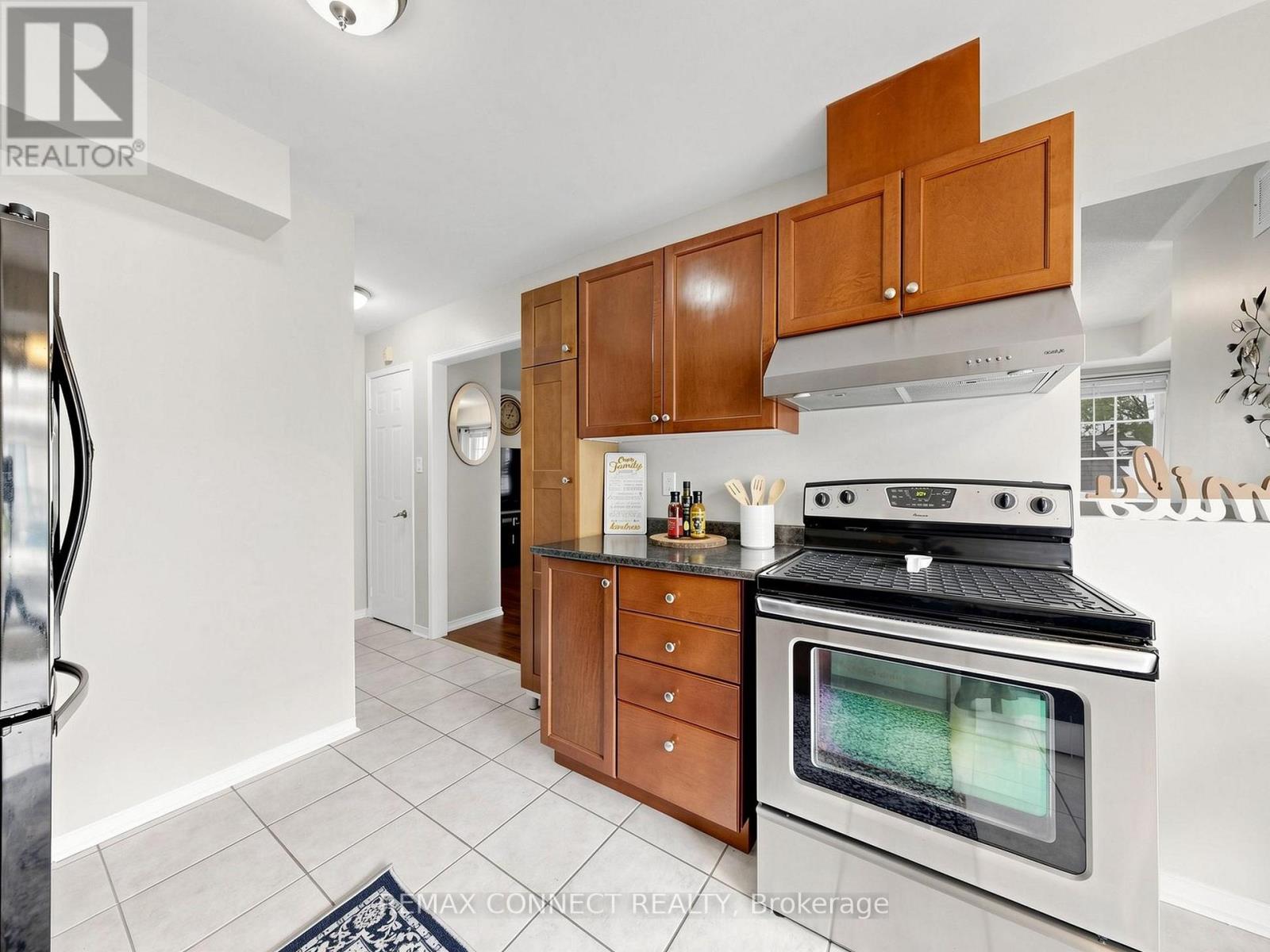 #304 58 SIDNEY BELSEY CRESCENT - 11