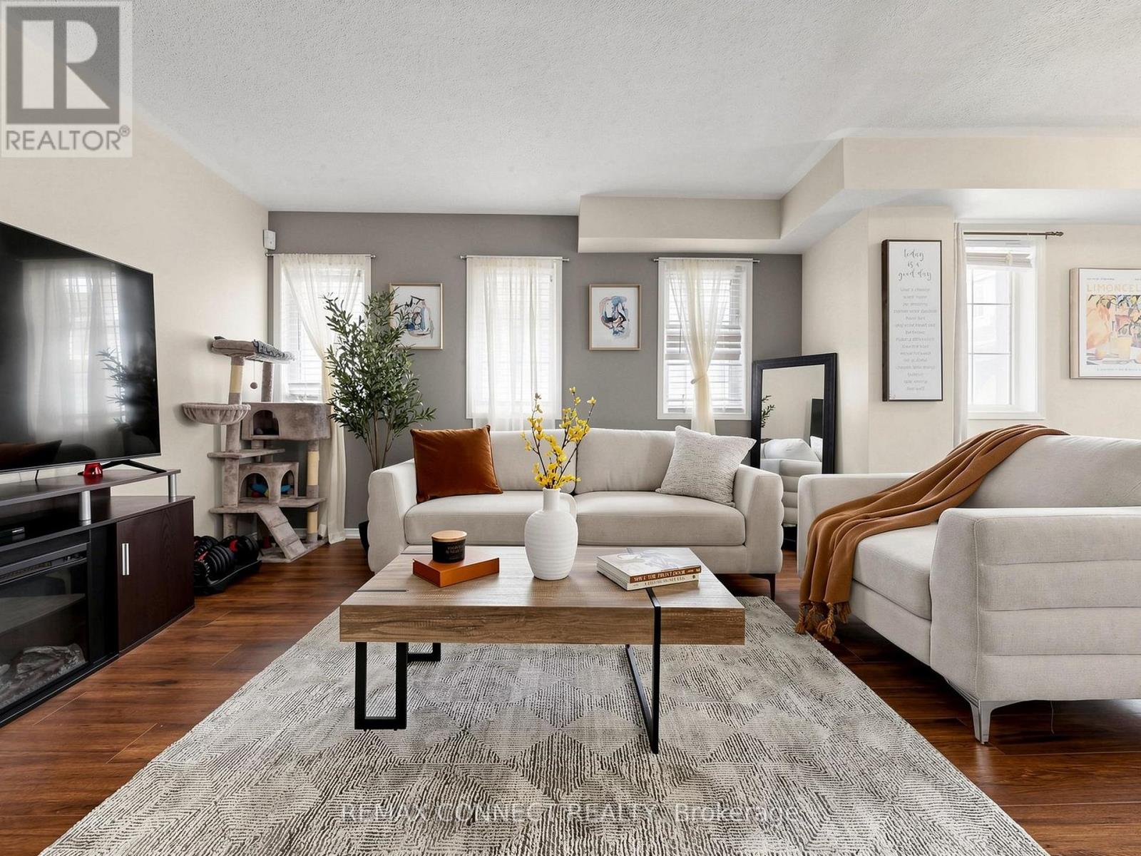 #304 58 SIDNEY BELSEY CRESCENT - 2