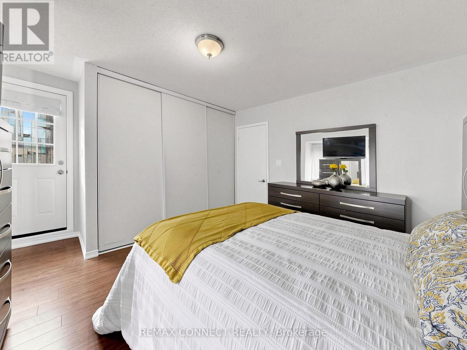 #304 58 SIDNEY BELSEY CRESCENT - 20