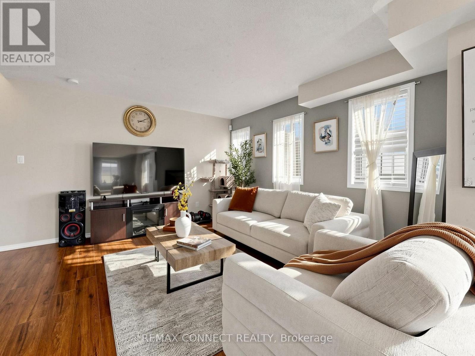 #304 58 SIDNEY BELSEY CRESCENT - 3